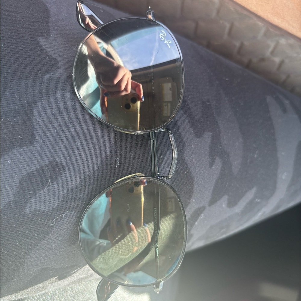 Round Ray Bans